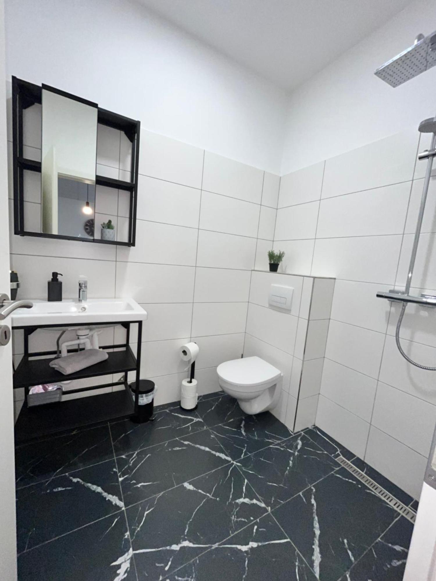 Apartment Central 10D 55Qm Wi-Fi Free Parking Calm Back House Dortmund Exterior foto