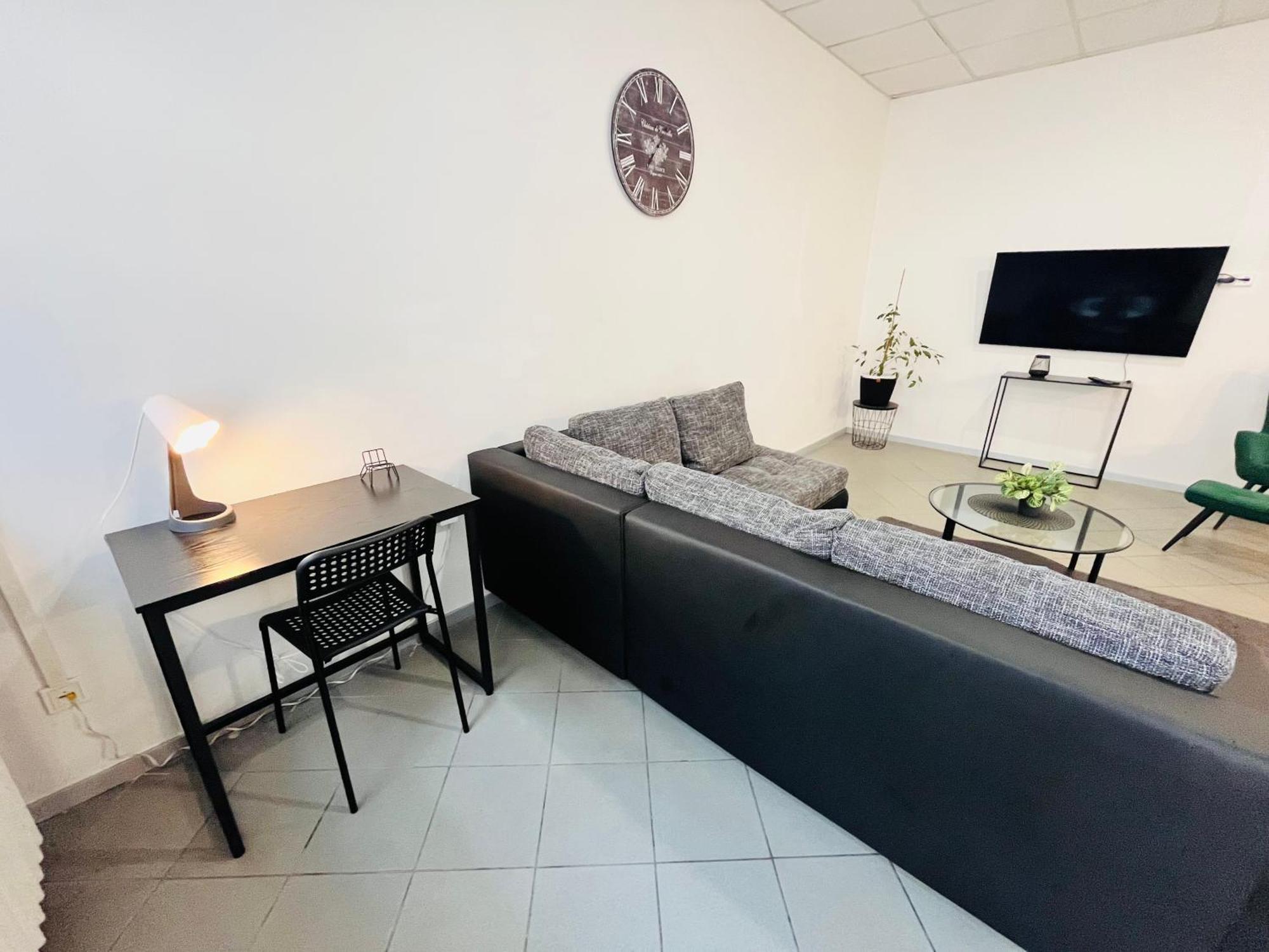 Apartment Central 10D 55Qm Wi-Fi Free Parking Calm Back House Dortmund Exterior foto